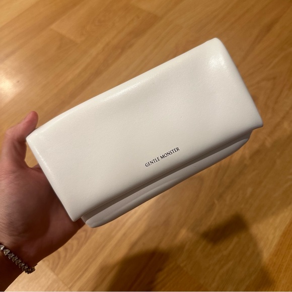 Gentle Monster Rococo Sunglasses 🕶️ - Picture 6 of 6